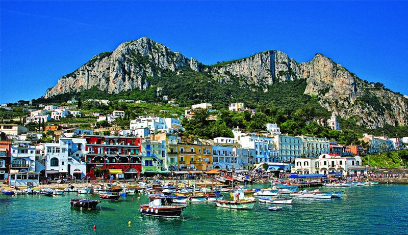 Cosa vedere in un giorno a Capri? Consigli per visitarla a piedi
