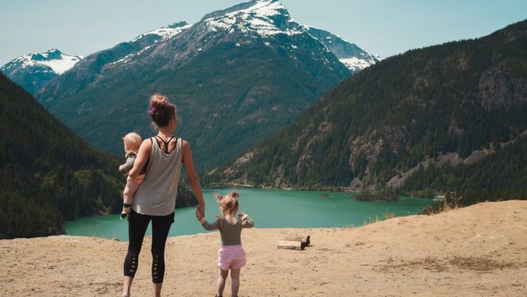 Vacanze di famiglia in montagna: cosa cercano oggi i viaggiatori con bambini